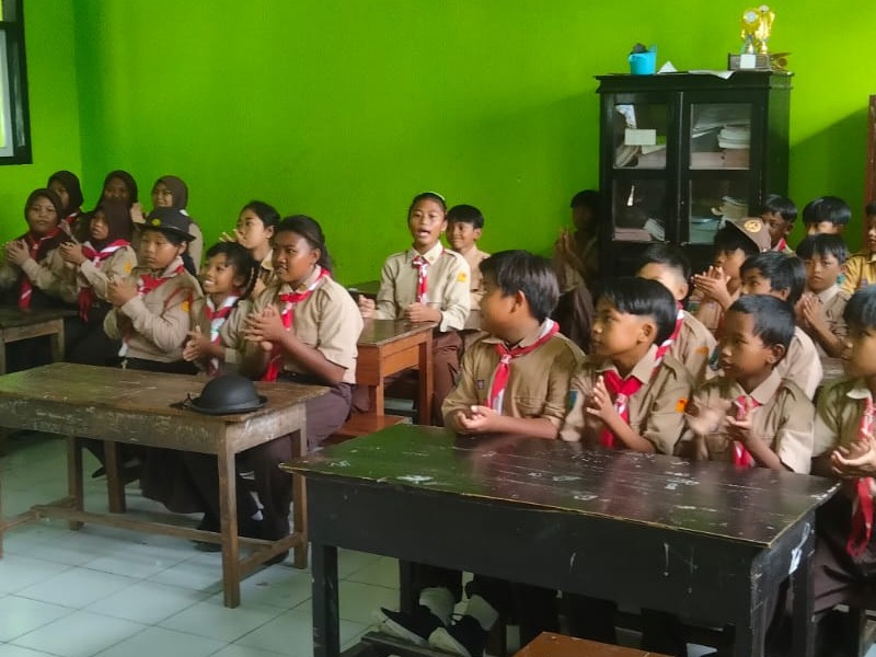 LATIHAN PRAMUKA