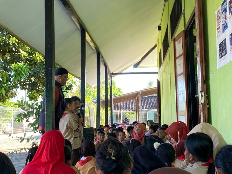 JUM'AT MENGAJI