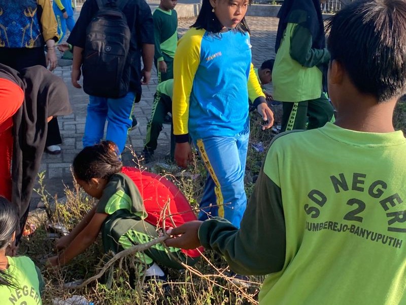 KERJA BAKTI